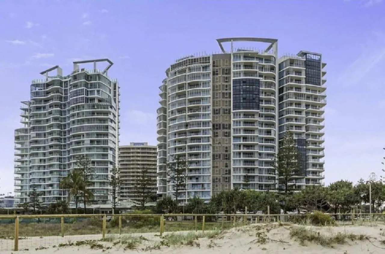 Reflections 1501 Apartment Gold Coast